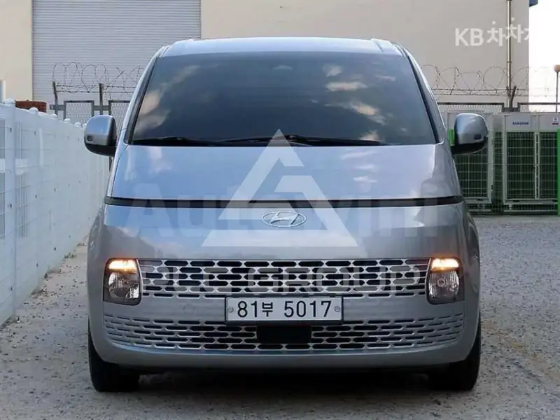 2022 Hyundai Staria