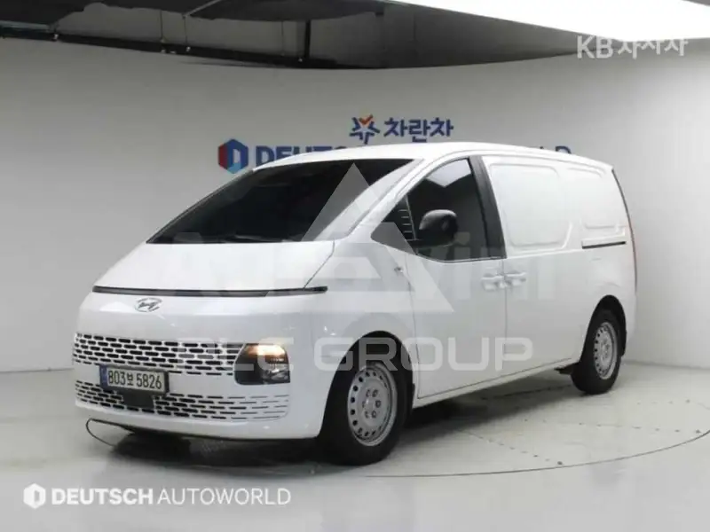 2022 Hyundai Staria