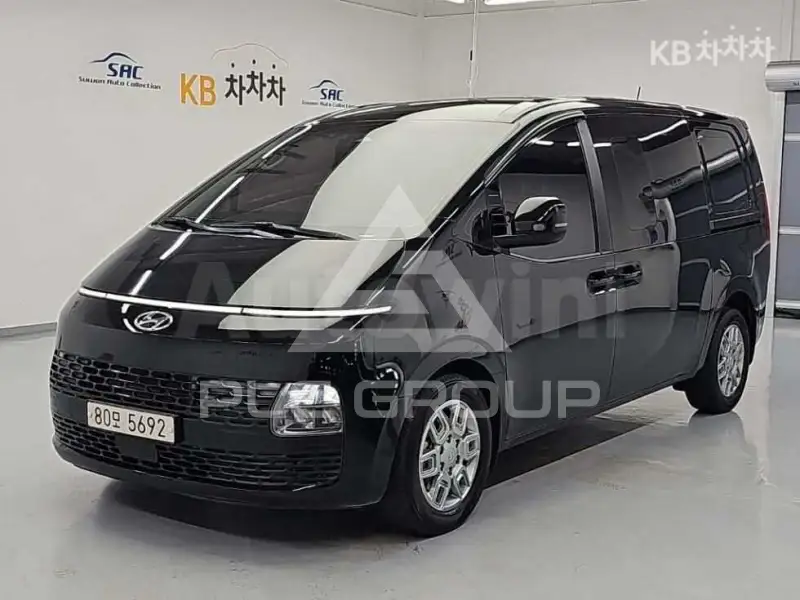 2022 Hyundai Staria