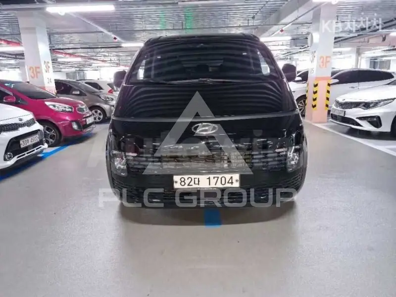2022 Hyundai Staria