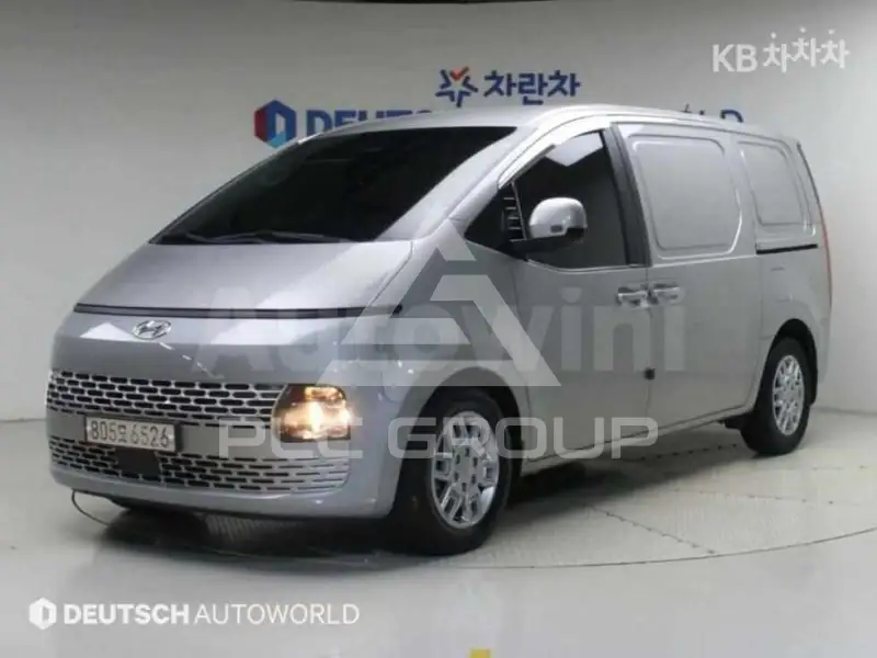 2022 Hyundai Staria