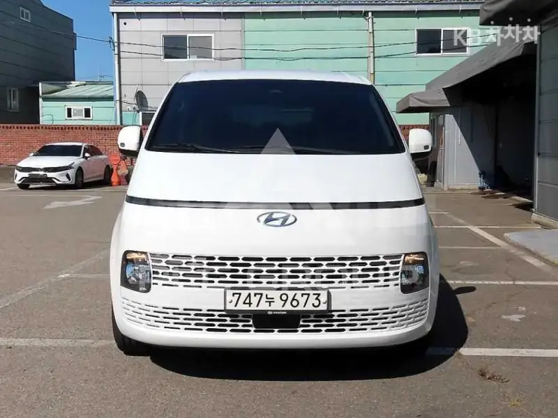 2022 Hyundai Staria