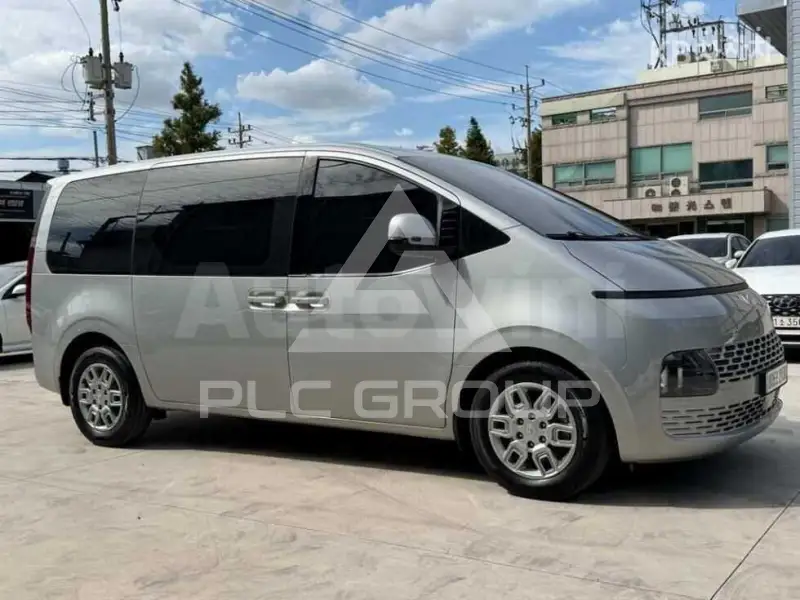 2022 Hyundai Staria