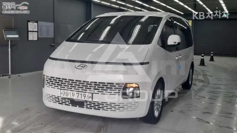 2022 Hyundai Staria