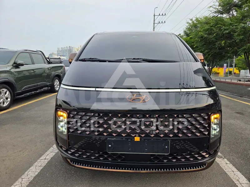 2022 Hyundai Staria