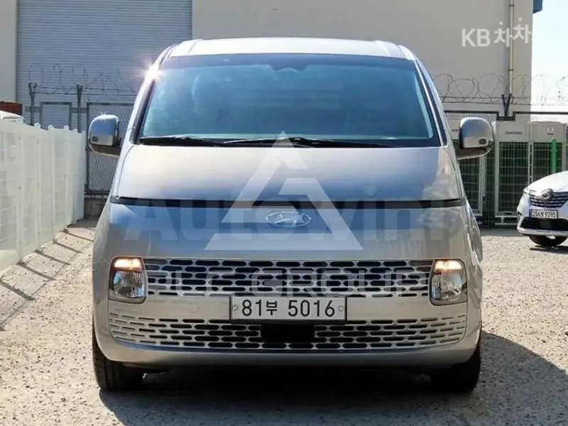 2022 Hyundai Staria
