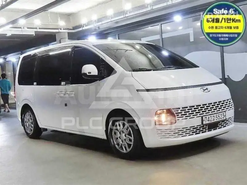 2022 Hyundai Staria
