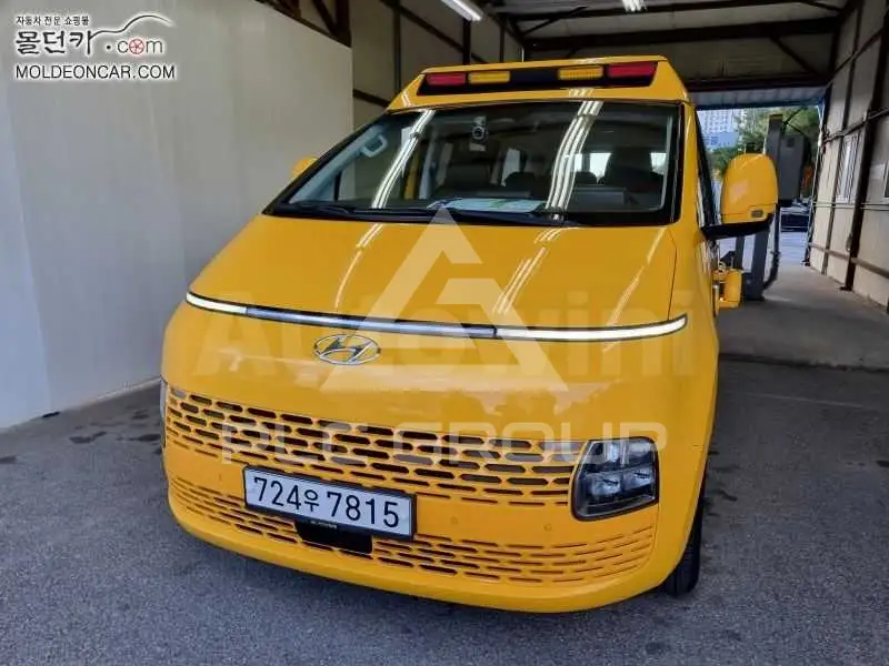 2022 Hyundai Staria