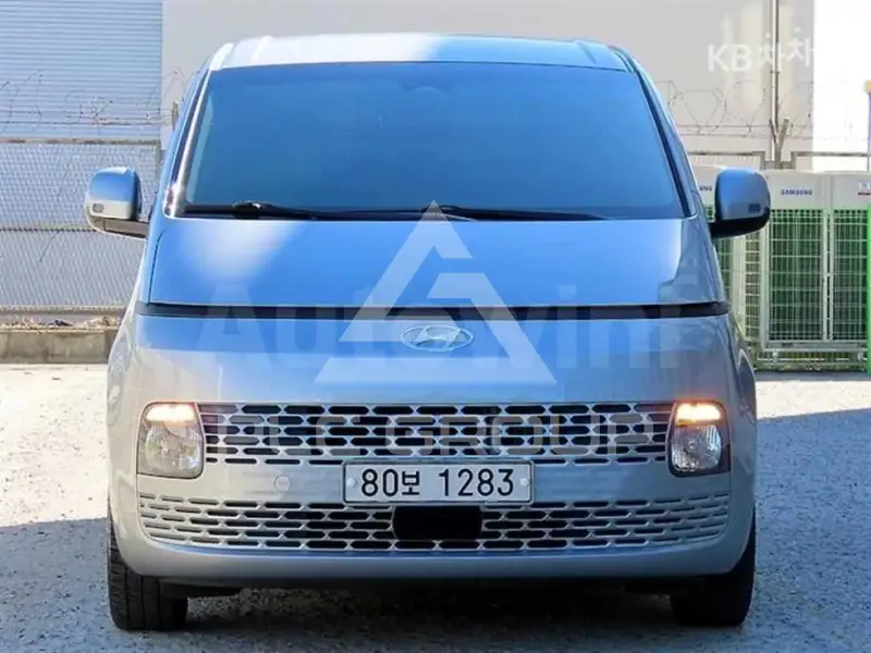2022 Hyundai Staria