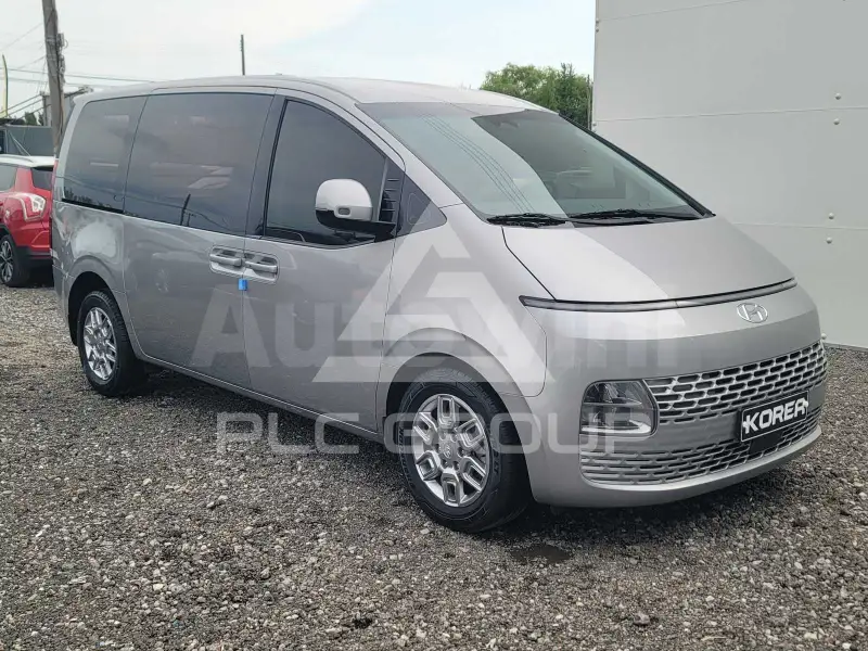 2022 Hyundai Staria