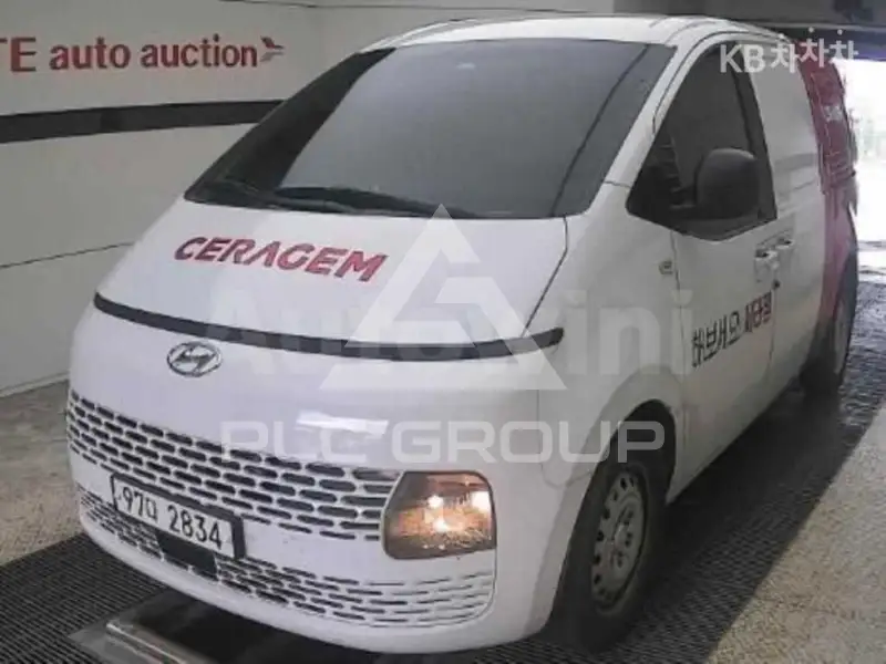 2022 Hyundai Staria