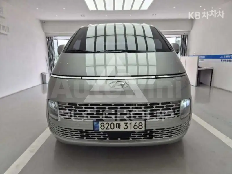 2022 Hyundai Staria