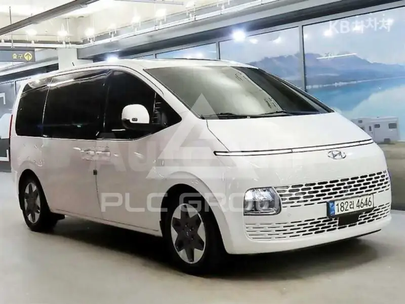 2022 Hyundai Staria