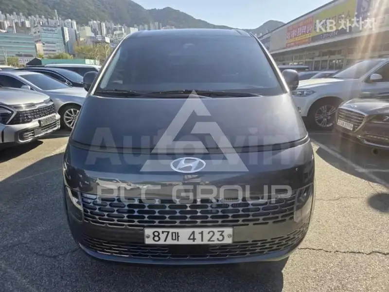 2022 Hyundai Staria