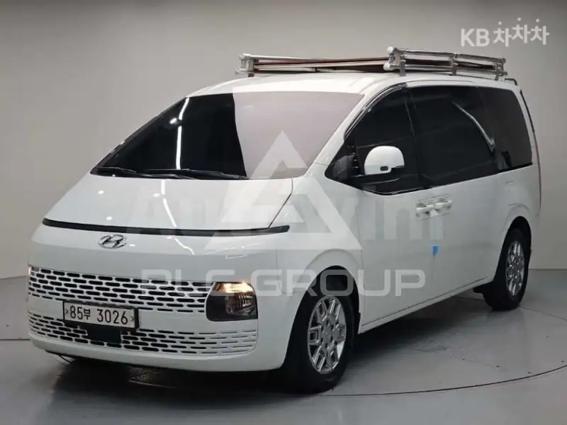 2022 Hyundai Staria