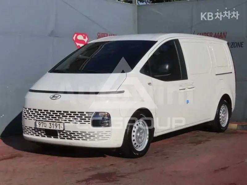 2022 Hyundai Staria