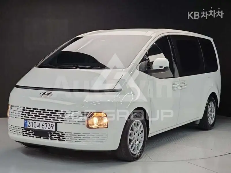 2022 Hyundai Staria