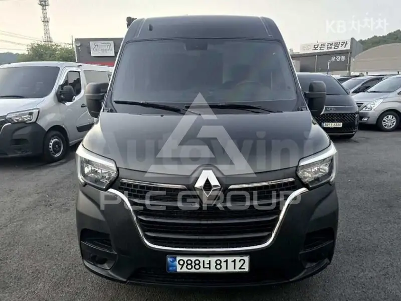 2022 Renault Master