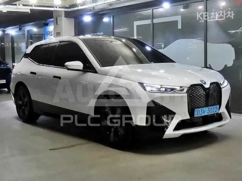 2023 BMW iX