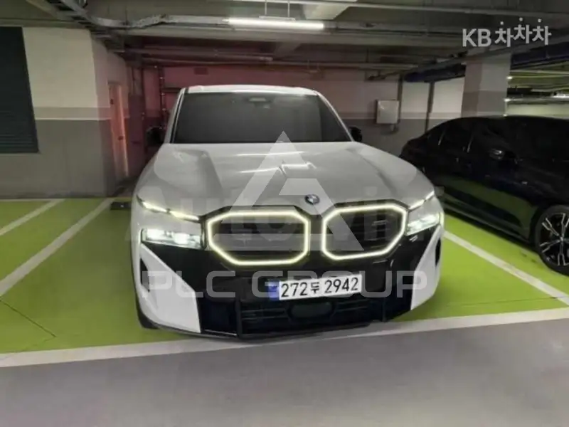 2023 BMW M1