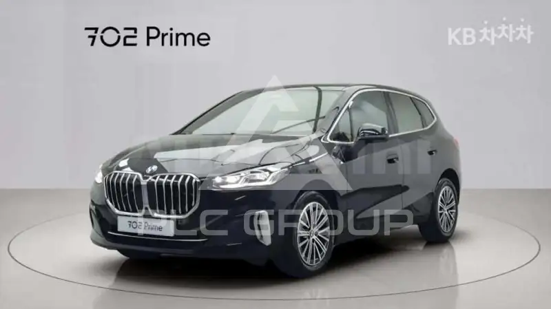 2023 BMW 218