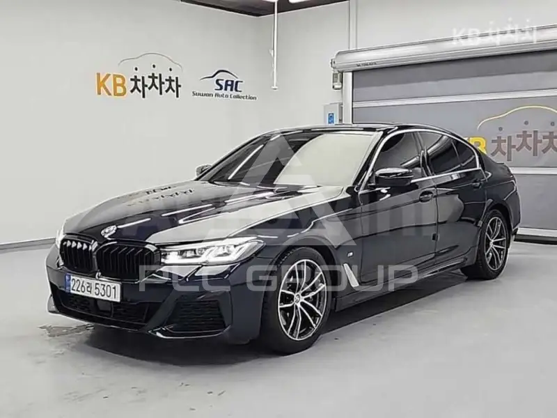 2023 BMW 523