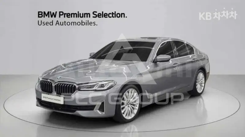 2023 BMW 523