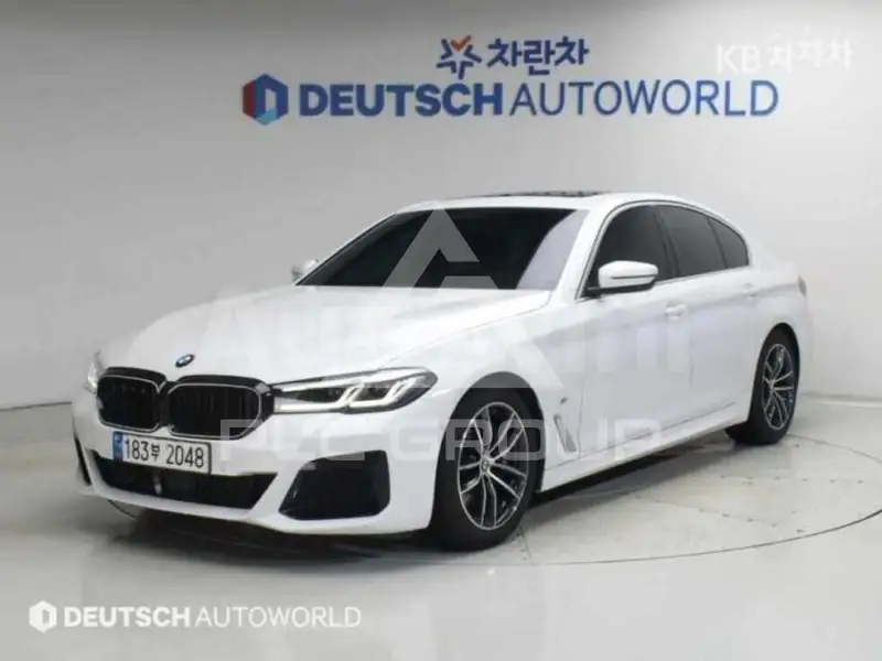 2023 BMW 523