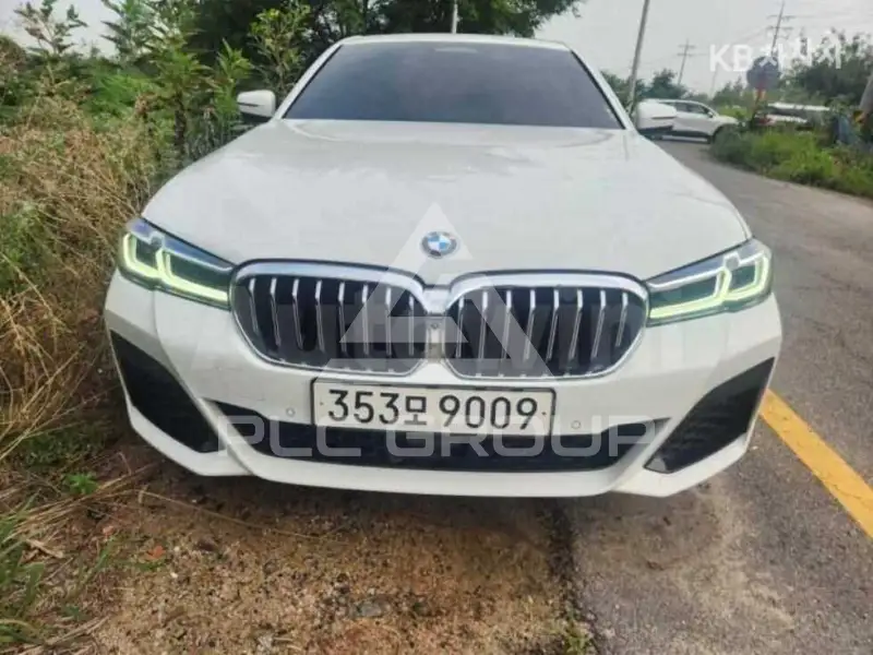2023 BMW 523