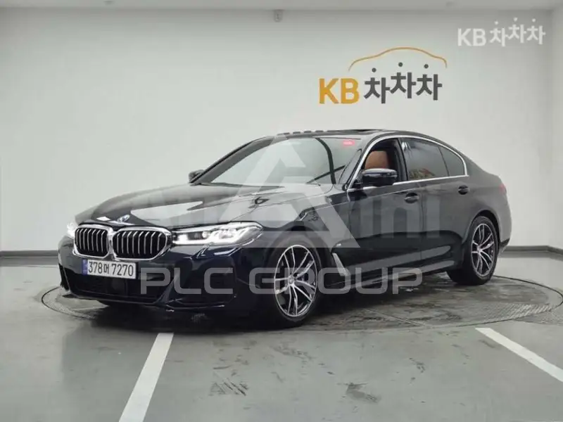 2023 BMW 523
