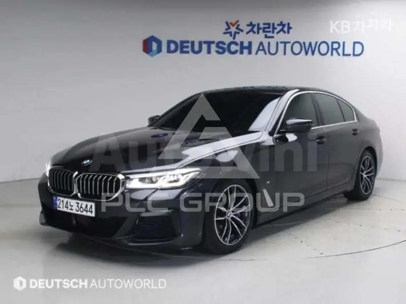 2023 BMW 523