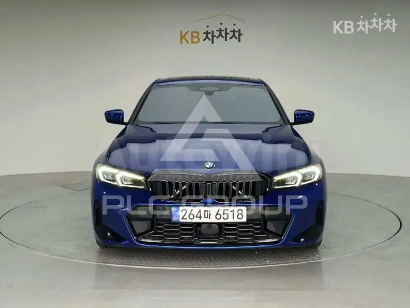 2023 BMW 330