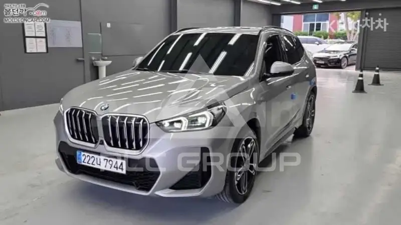 2023 BMW X1
