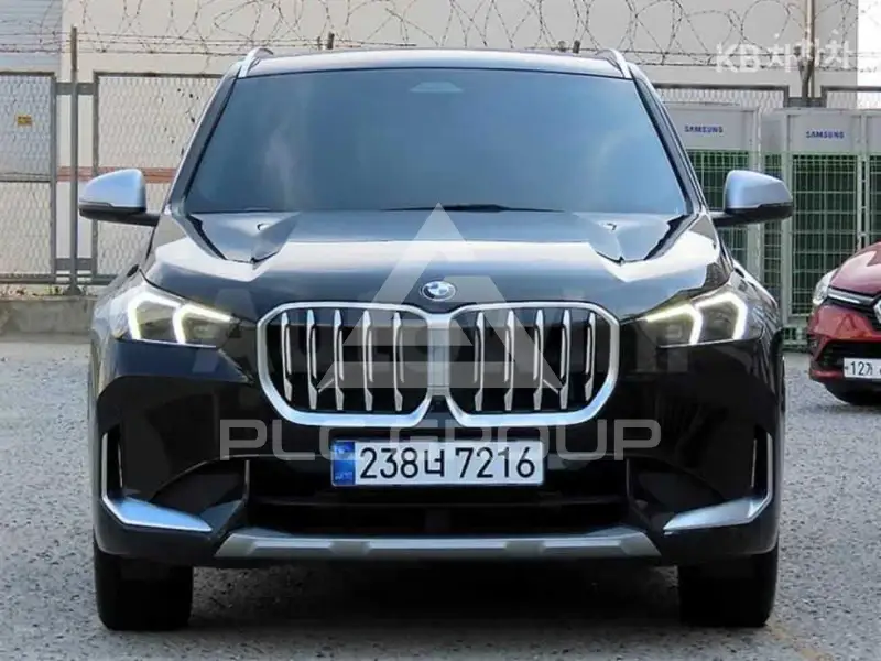 2023 BMW X1