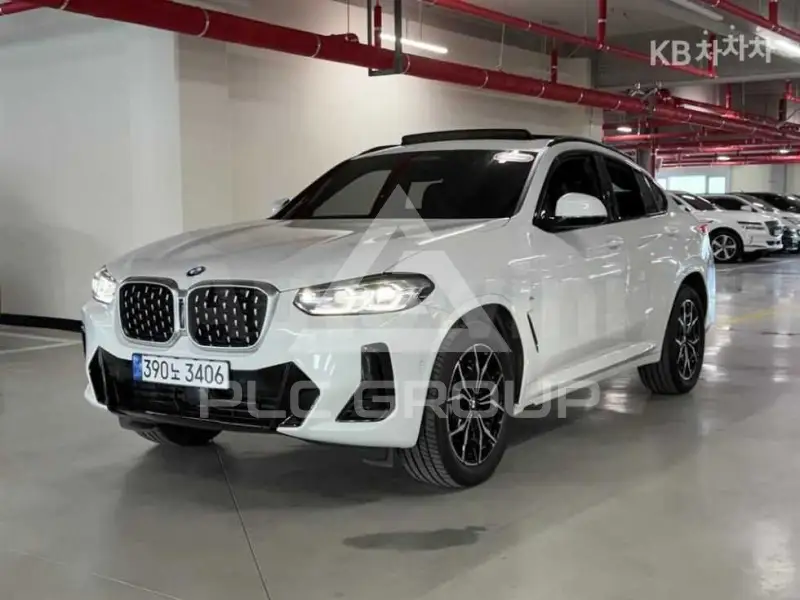 2023 BMW X4