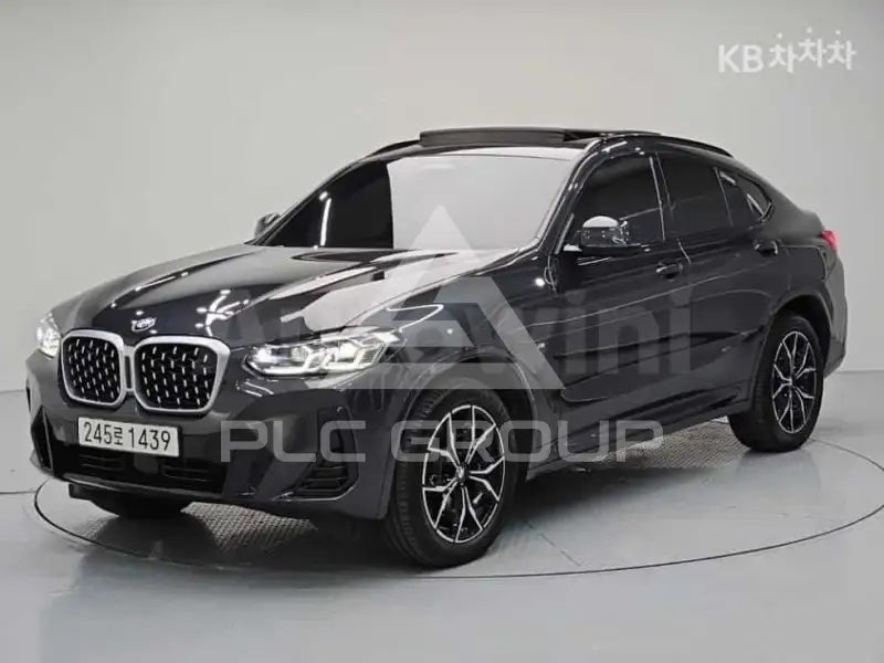 2023 BMW X4
