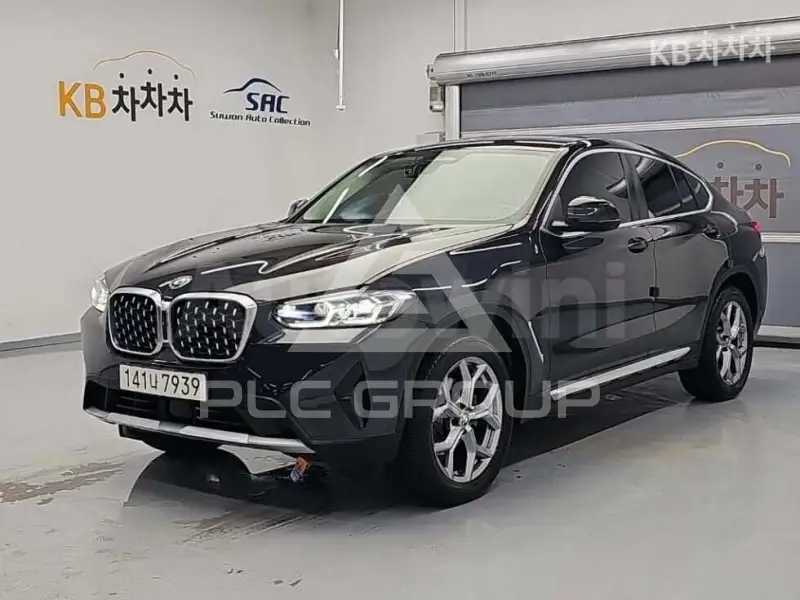 2023 BMW X4