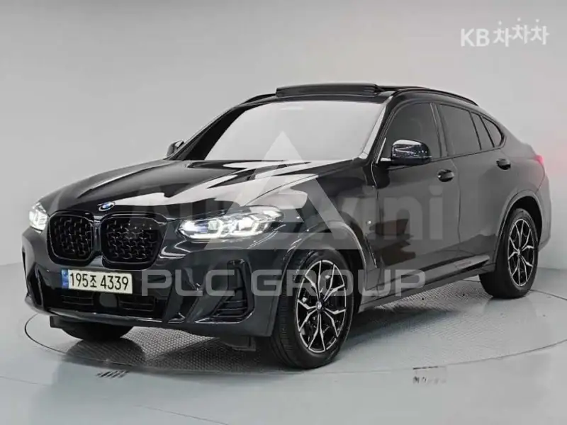 2023 BMW X4