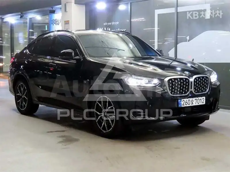 2023 BMW X4