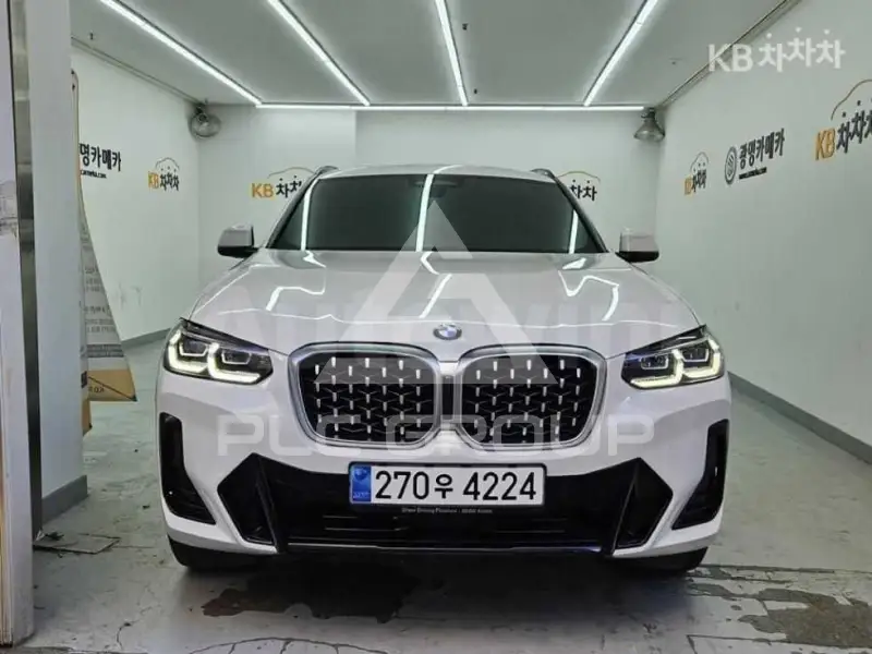2023 BMW X4