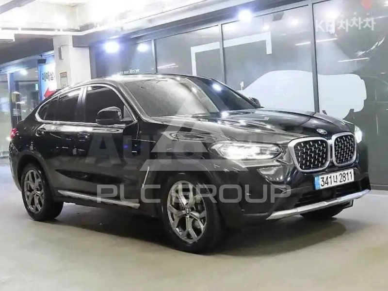 2023 BMW X4