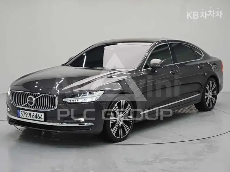2023 Volvo S90