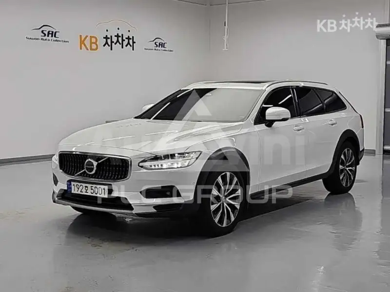 2023 Volvo V90