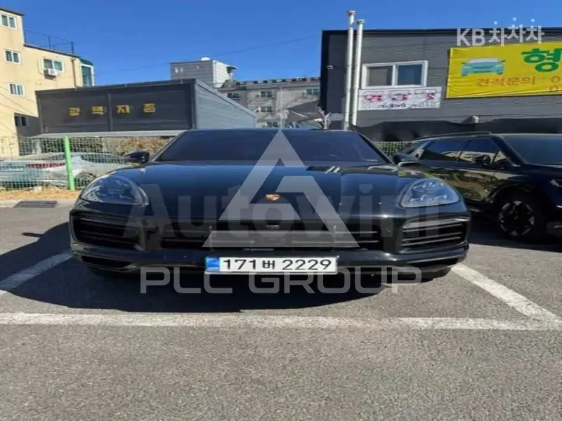 2023 Porsche Cayenne