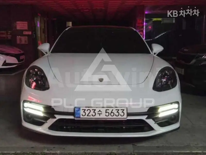 2023 Porsche Panamera