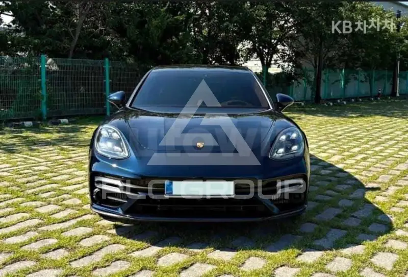 2023 Porsche Panamera