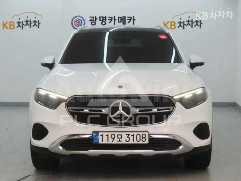 2023 Mercedes Benz GLC-Class