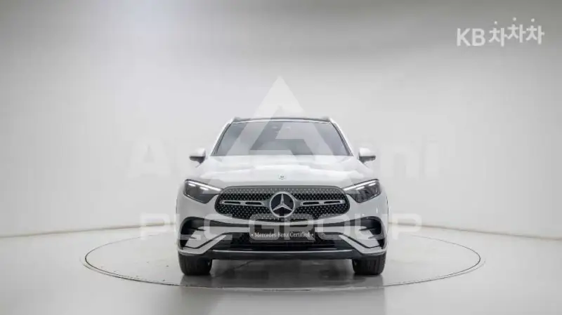 2023 Mercedes Benz GLC-Class