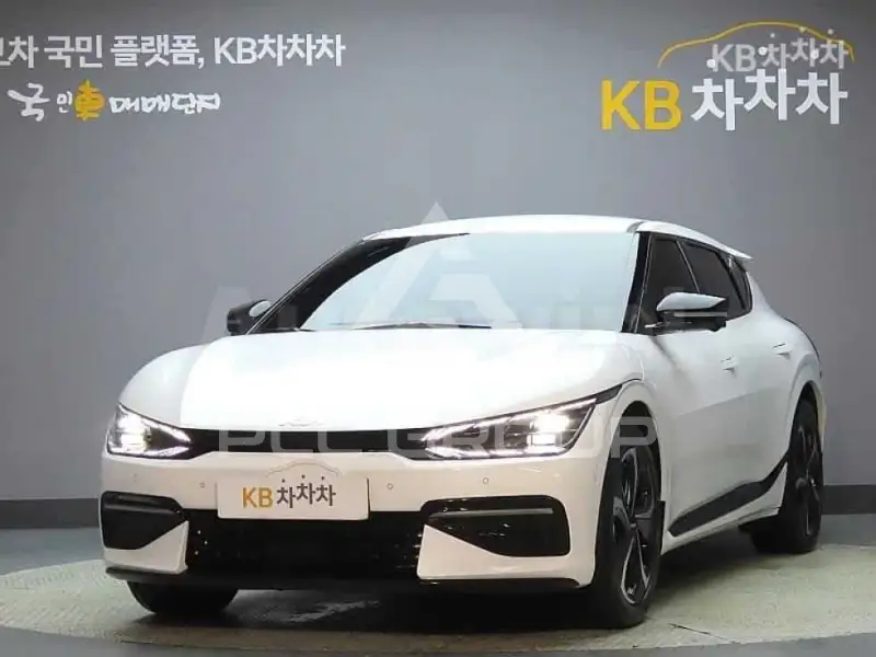 2023 KIA EV