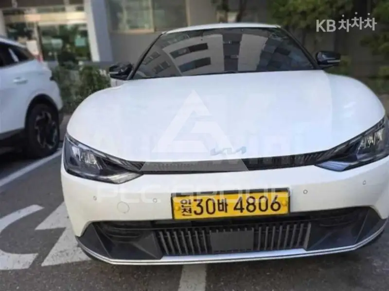 2023 KIA EV